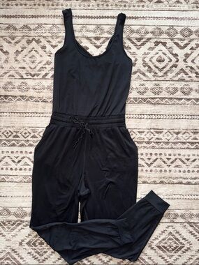 We Wander Black Women's Sleeveless Jumpsuit